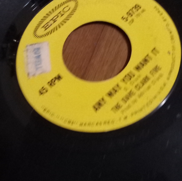 The Dave Clark five Epic 45 rpm &;Crying over you and Any way you want it vinyl - Picture 2 of 7